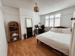 Photo 11- click for photo gallery